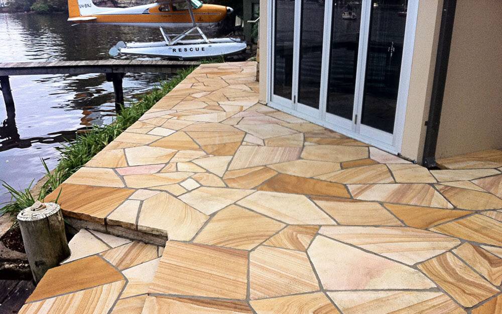 Sawn 'Crazy' Paving