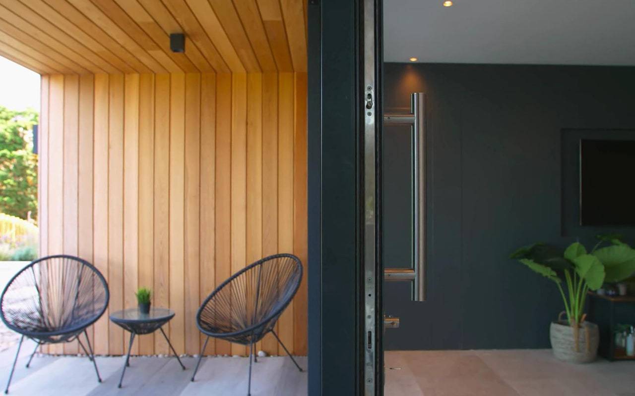 Straight Slide Handle Kit Inline Round 'T' Bar For Sliding Doors - BLU™ KM859 | Coastal Group