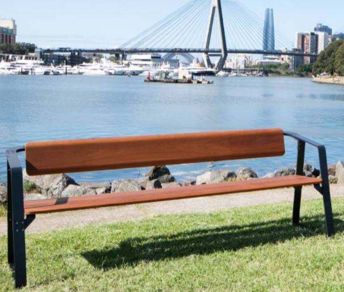 The Ribbon Bench Seat with Backrest