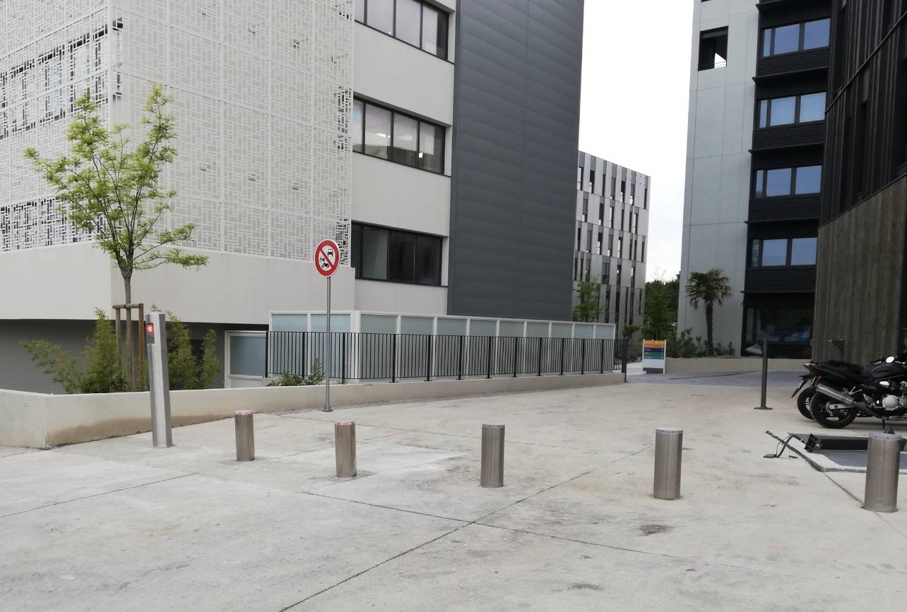 Automatic Rising Bollards