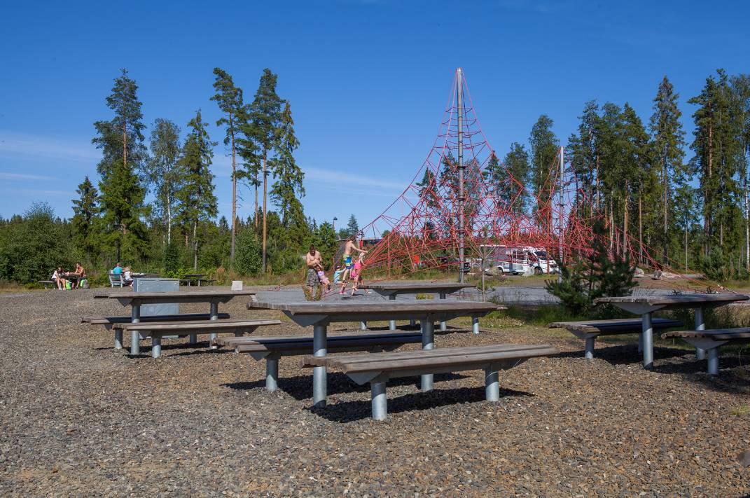 Urban Table