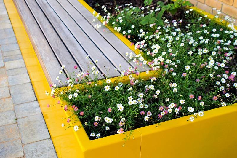 Inspira Linear Planter