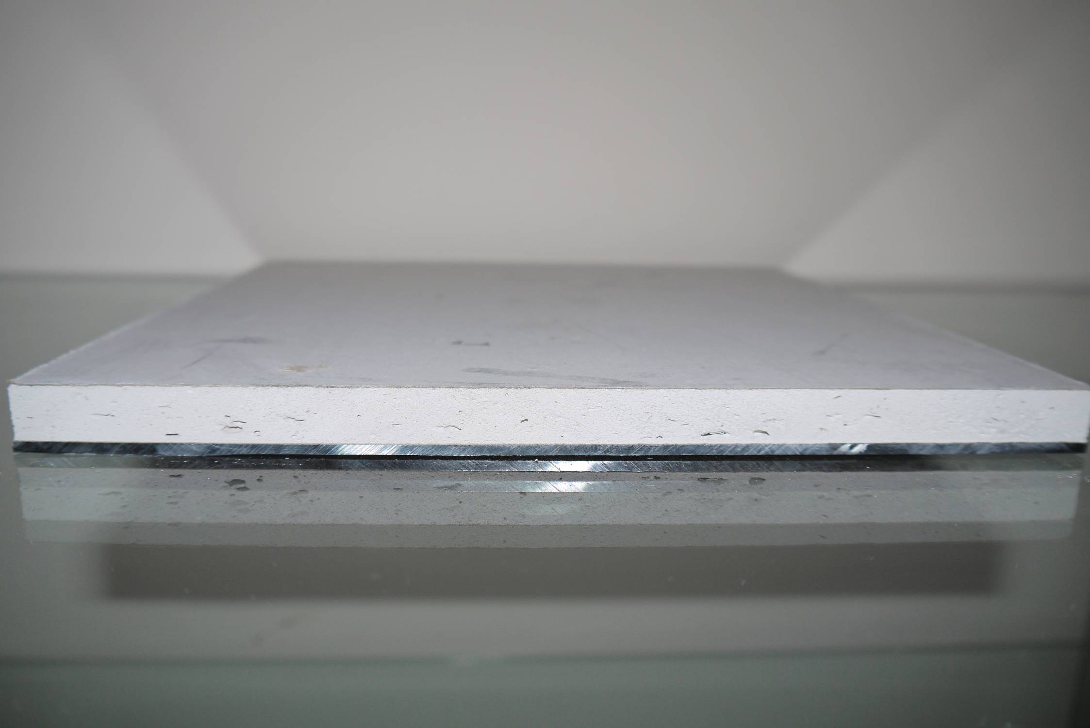 Radiation Protective Lead-Lined Plasterboard: Wall Lining 