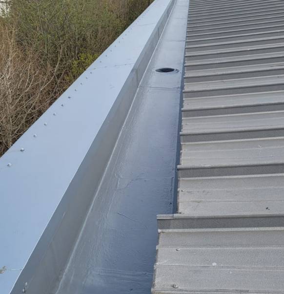 RapidRoof Pro Gutter - Liquid Waterproofing Gutter System