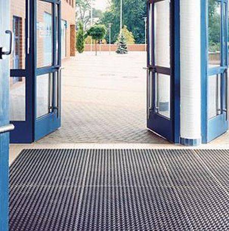 Rubber honeycomb entrance matting