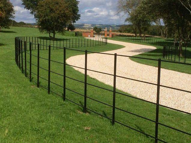 Traditional Estate Fencing