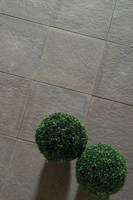 Canterra Flags - A subtly embossed, closed-face flagstone