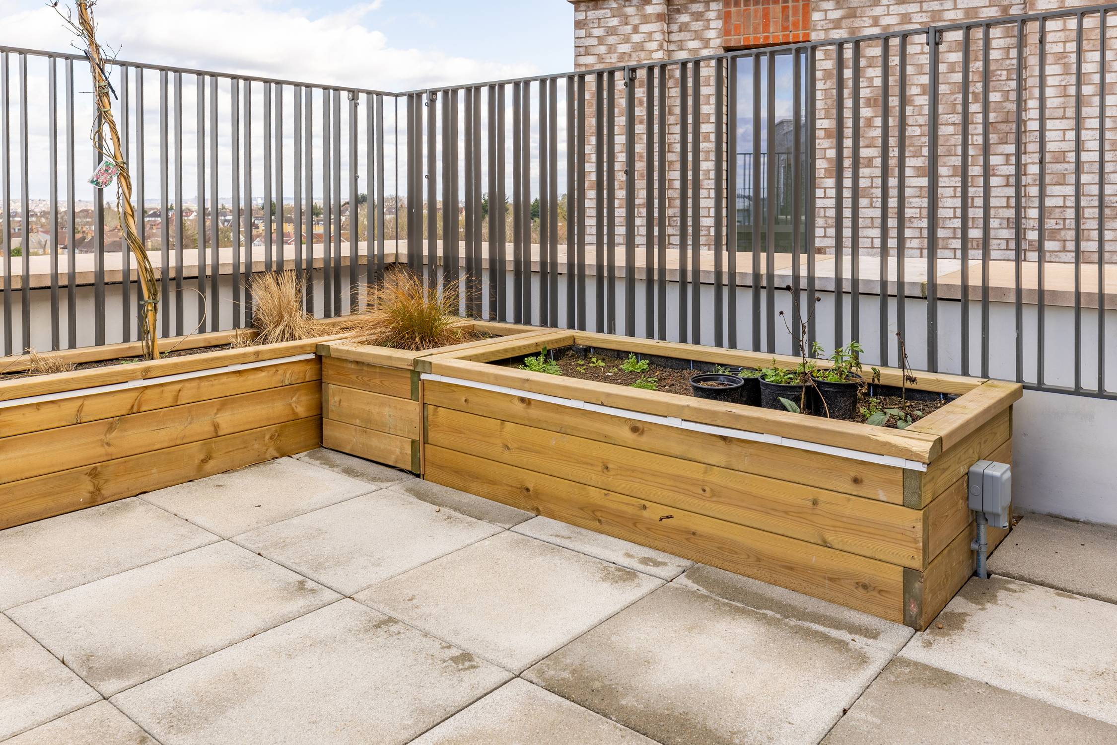 Sheldon Timber Planter