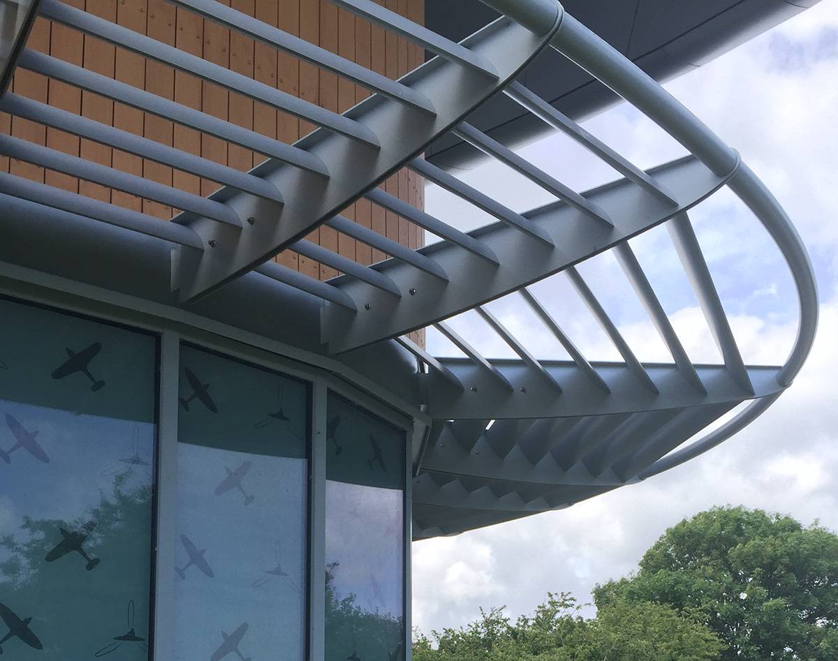 Aluminium Brise Soleil - Solar Shading: Shadex 150 Horizontal With Tube - Brise Soleil