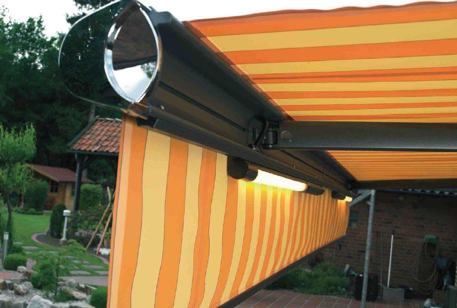 6000 Awning