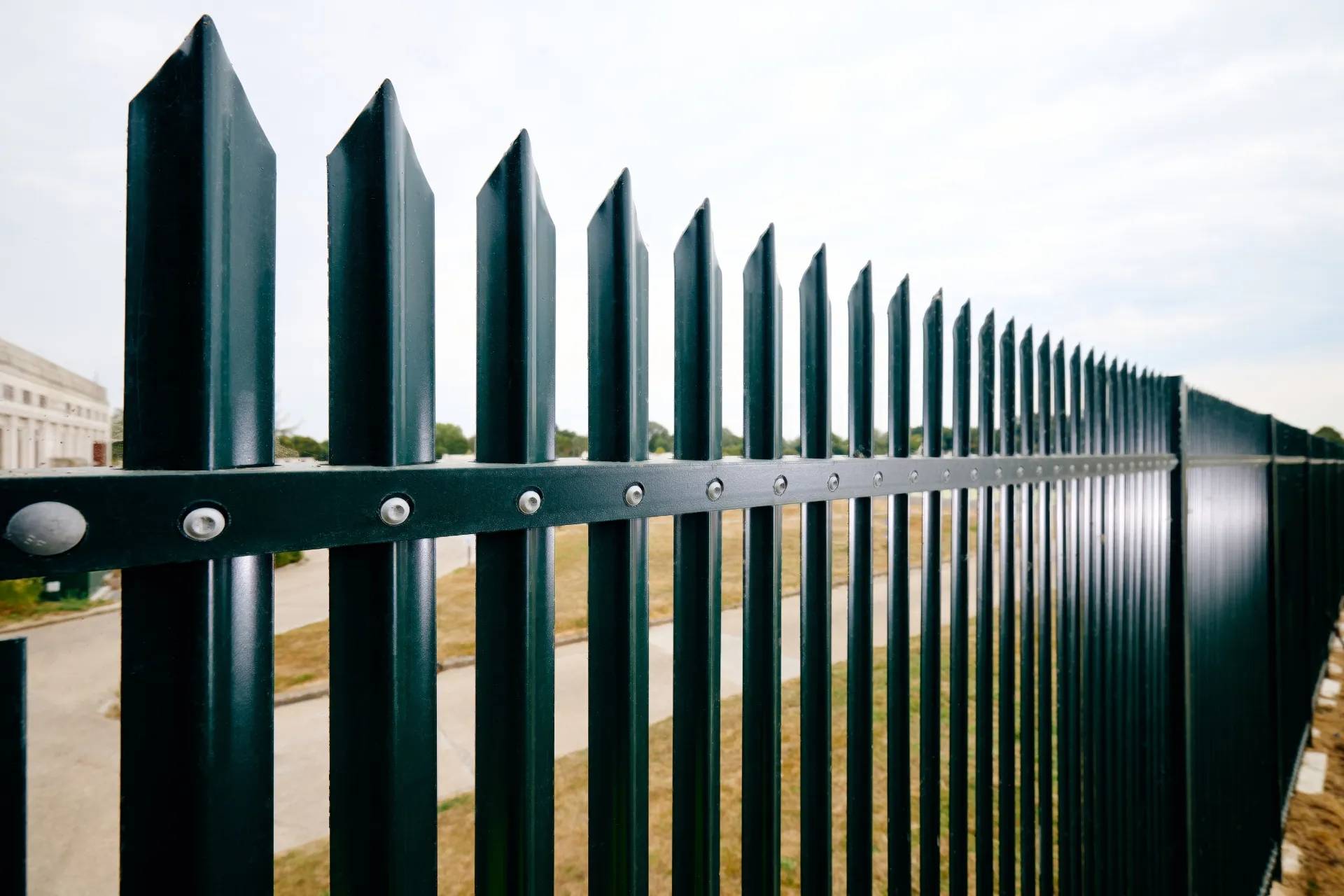 Binns Canada Combi SL2 Palisade Fencing