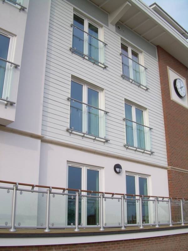 Fusion – Commercial Outdoor Glass Balustrade