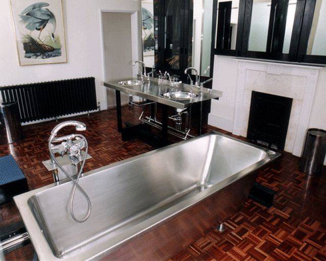 V390 Stainless Steel Bath