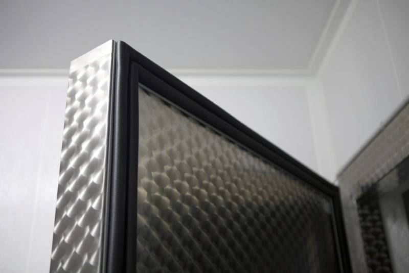 Thermidor Freeze HD - Insulated hinged monobloc freezer doors