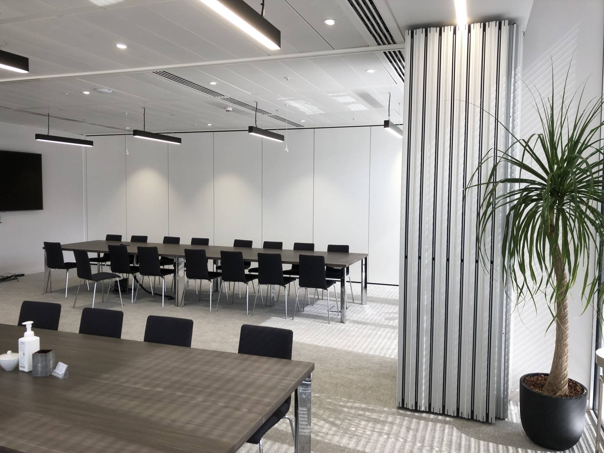 Type 80 movable acoustic wall  