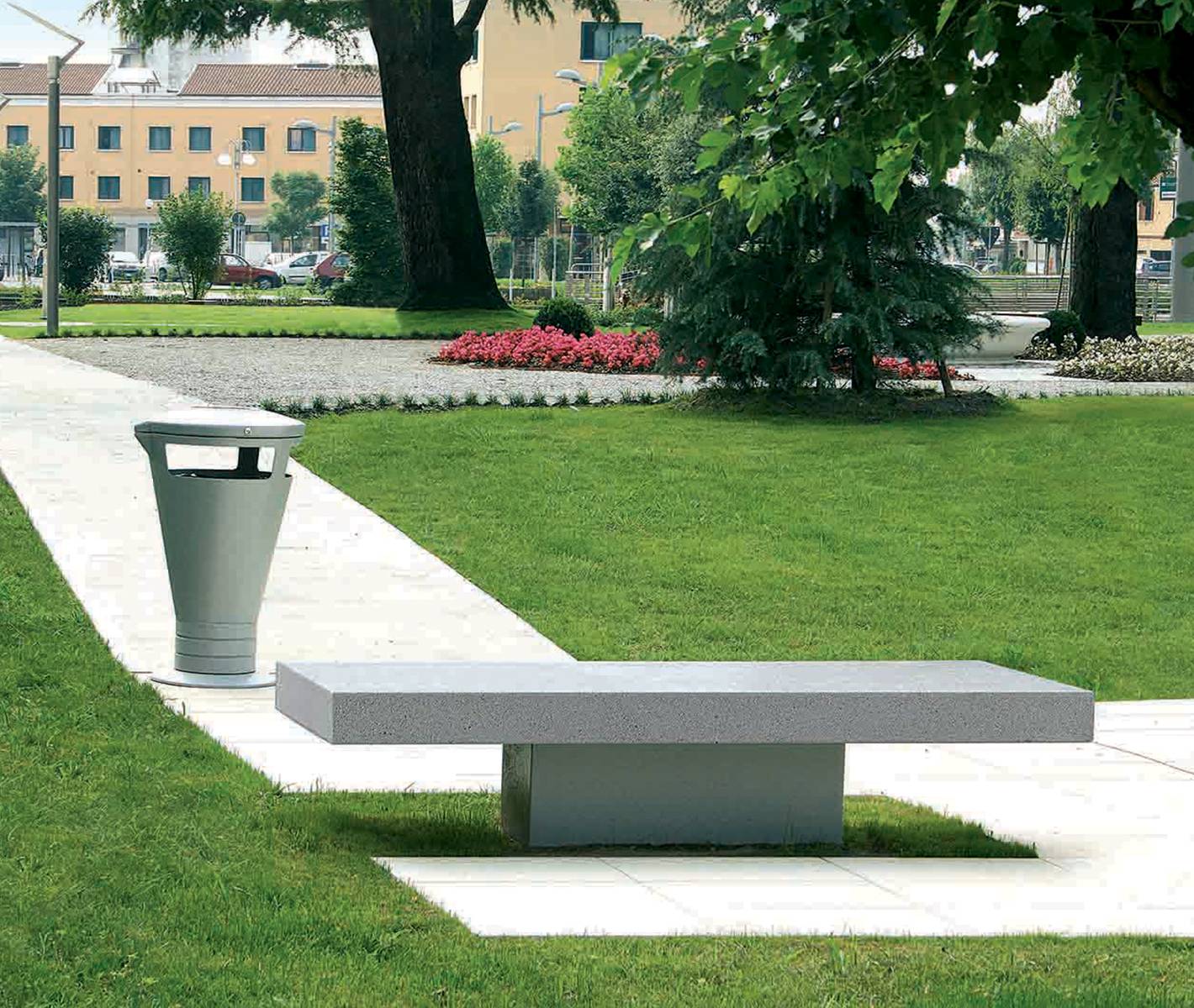 Agata Bench