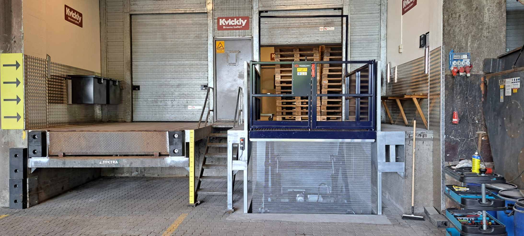 Dock Lifts - Bespoke Dock Lifts