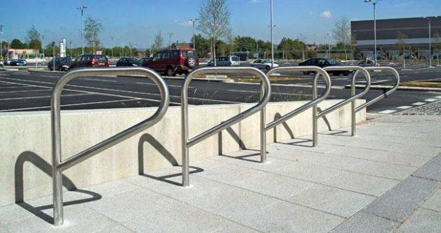Ollerton Pennant Cycle Stand - Stainless Steel