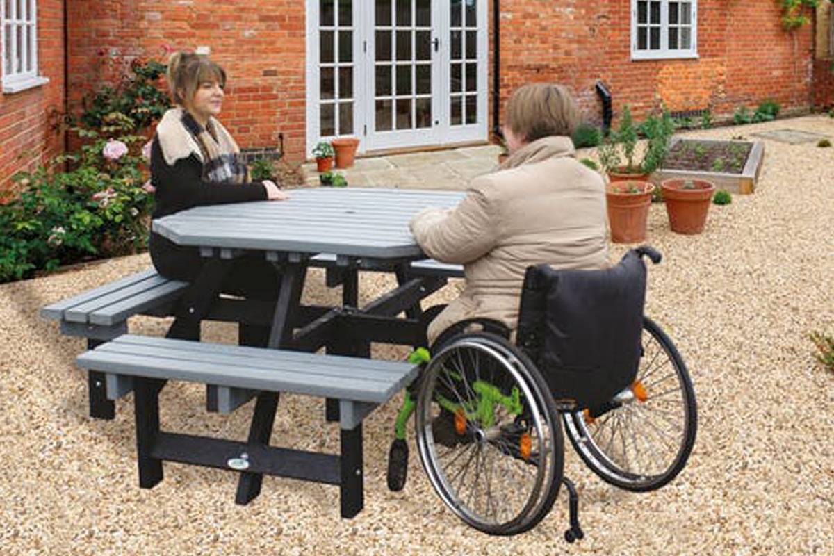 Octagonal Picnic Tables - Recycled Plastic Picnic Tables