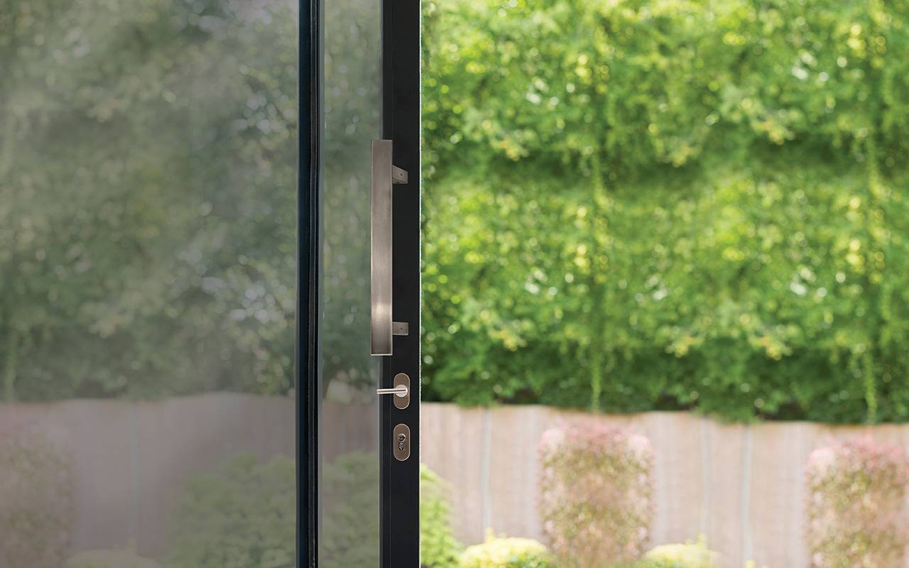 Straight Slide Handle Kit Offset Rectangular For Aluminium Sliding Doors  - BLU™ KM856