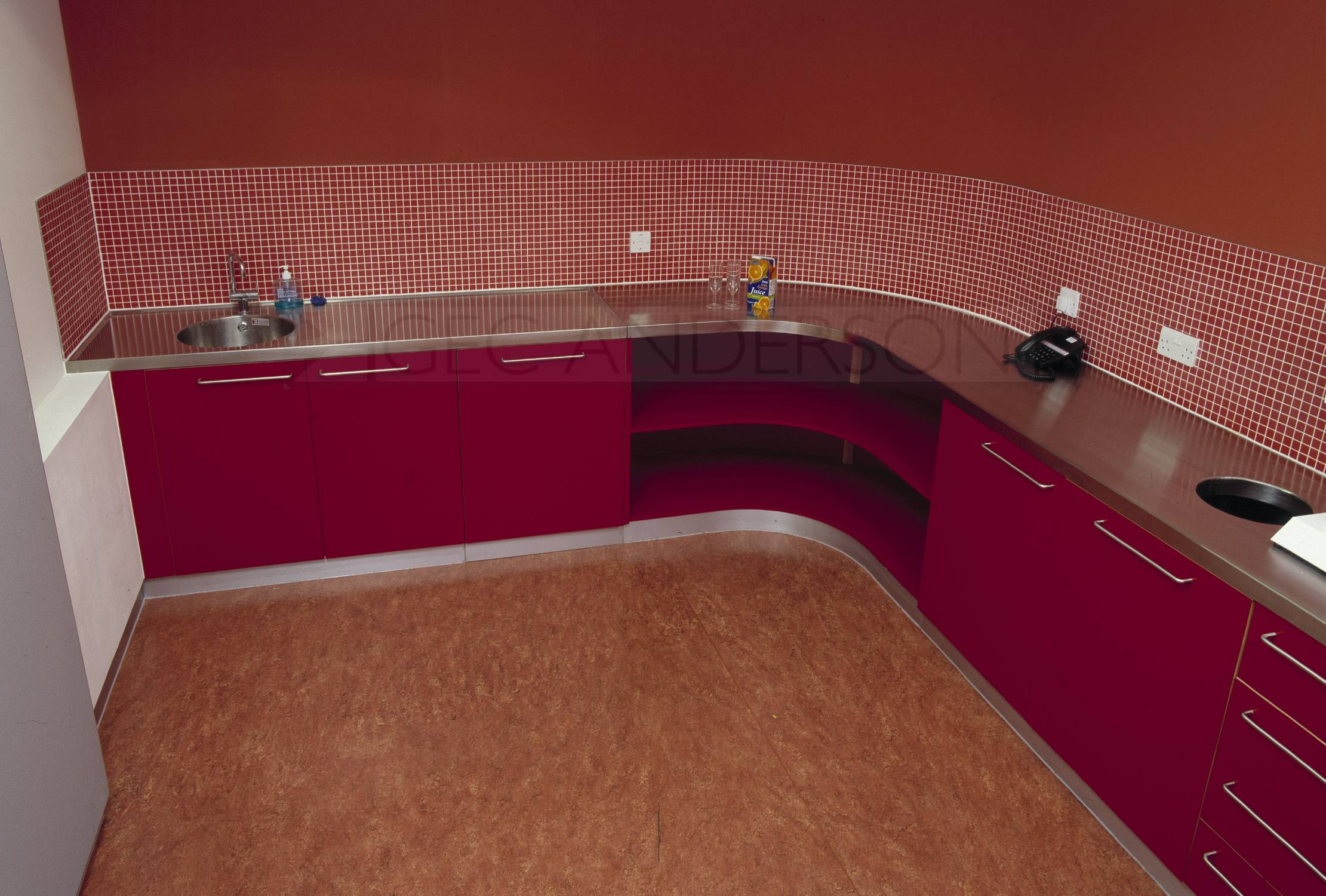 Curved Tea Points | Anderson, GEC Ltd | NBS Source