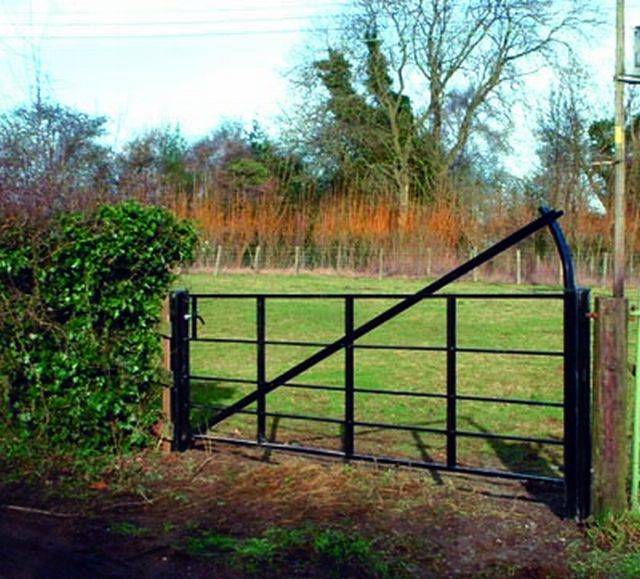 Estate Railing Gates