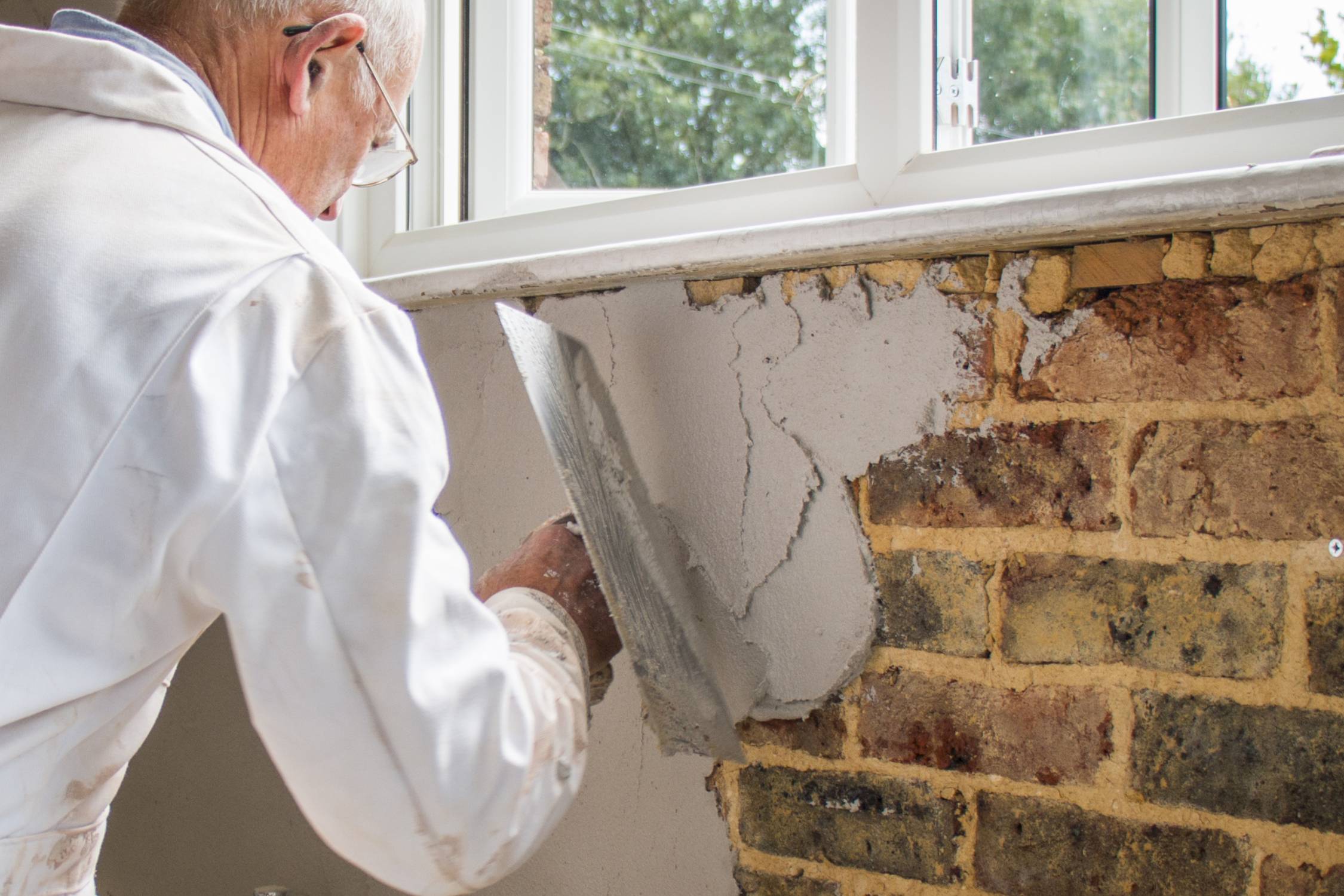 Dryzone Damp Resistant Plaster - Breathable Pre-Blended Renovation Plaster for Damp and Salt Migration Control