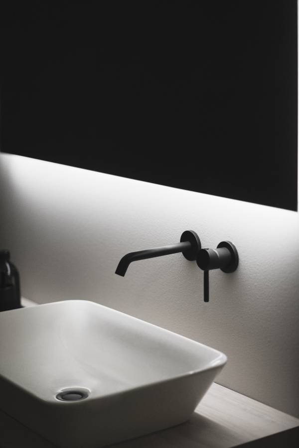 Ideal Standard Ceraline Single Lever Wall Mounted Basin Mixer
