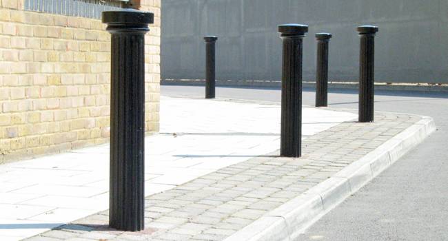 Doric Cast Iron Bollard