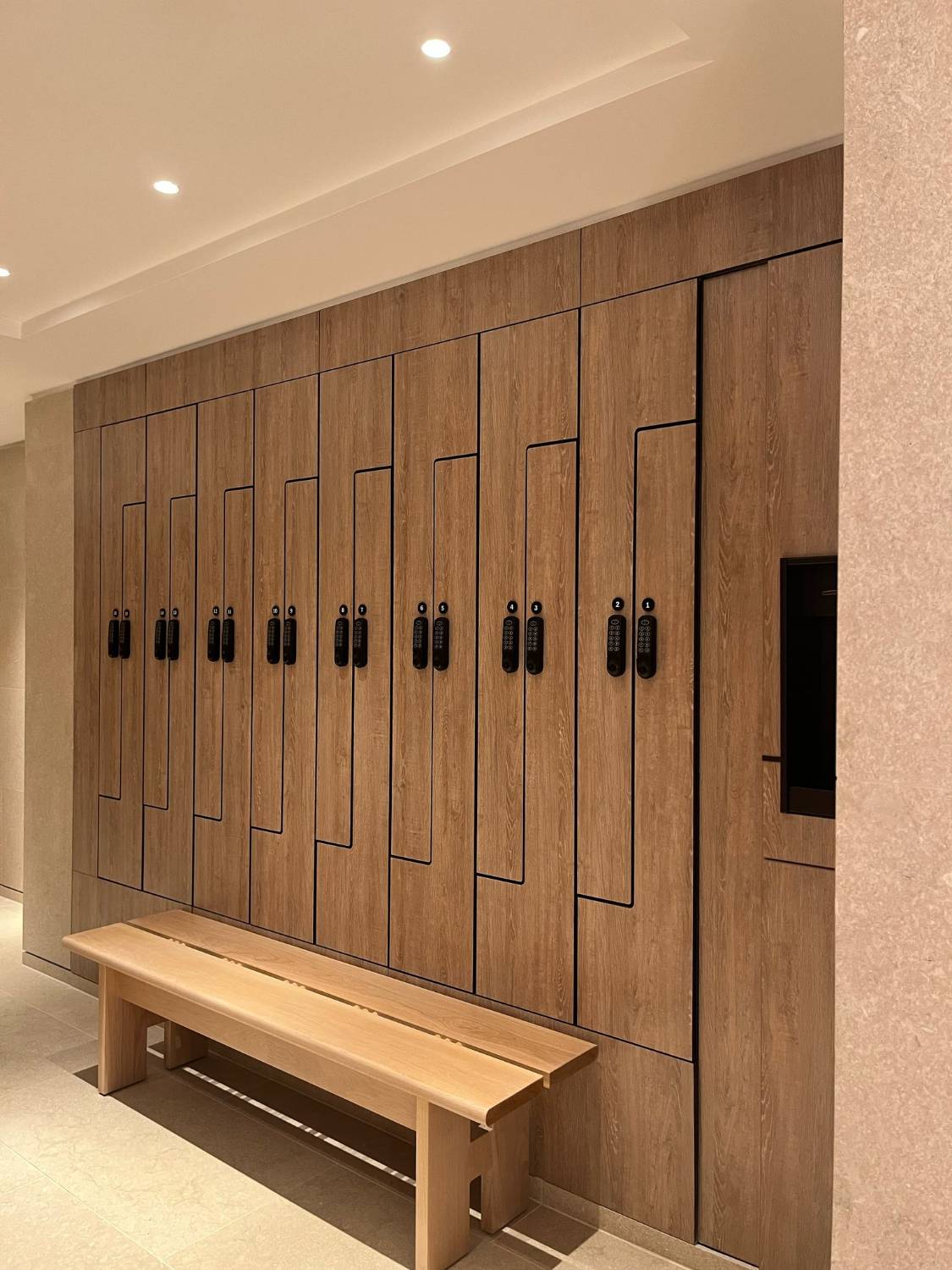 Z Lockers - Wet Area 