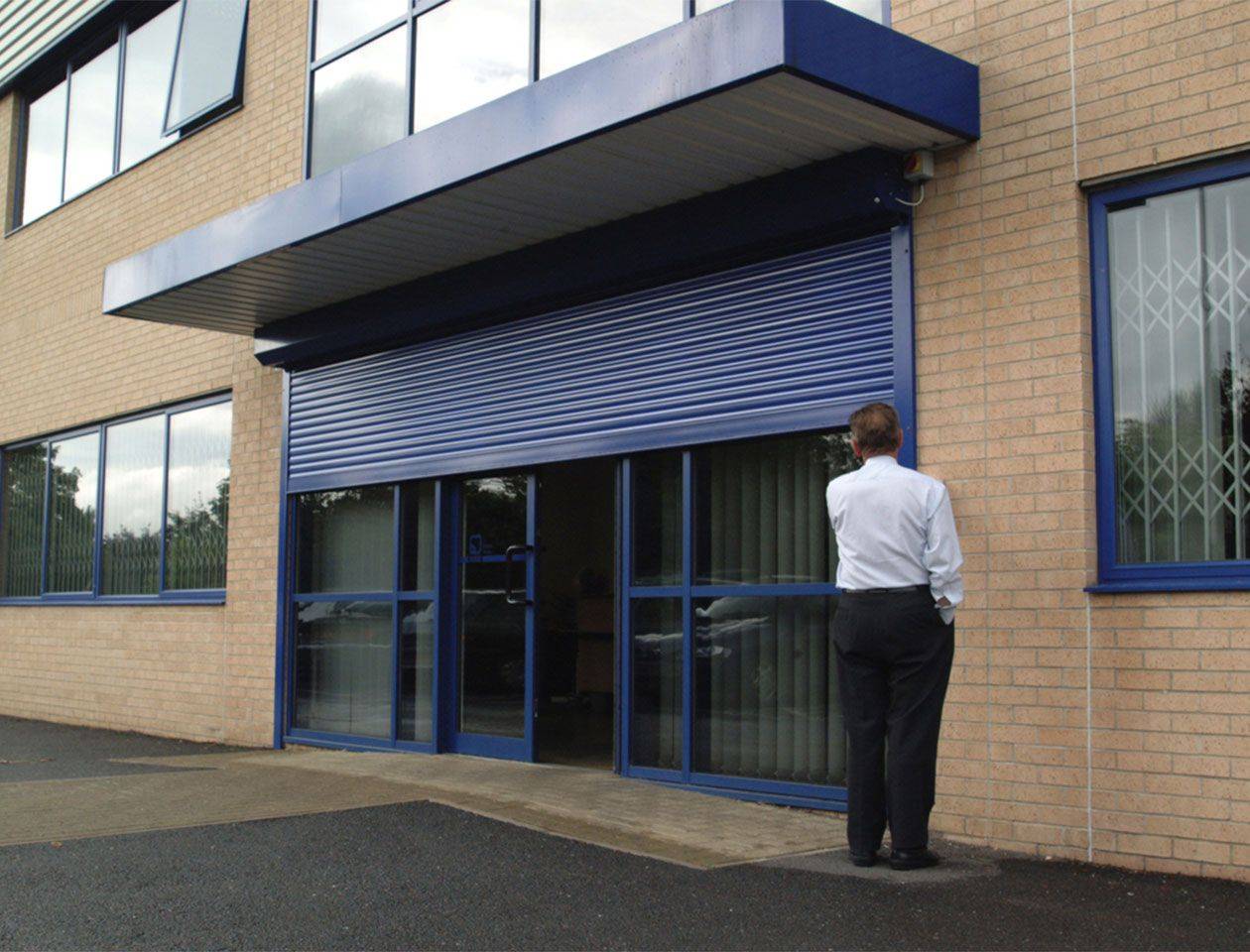 Aluminium Roller Shutters - CD60 Built on Seceuro