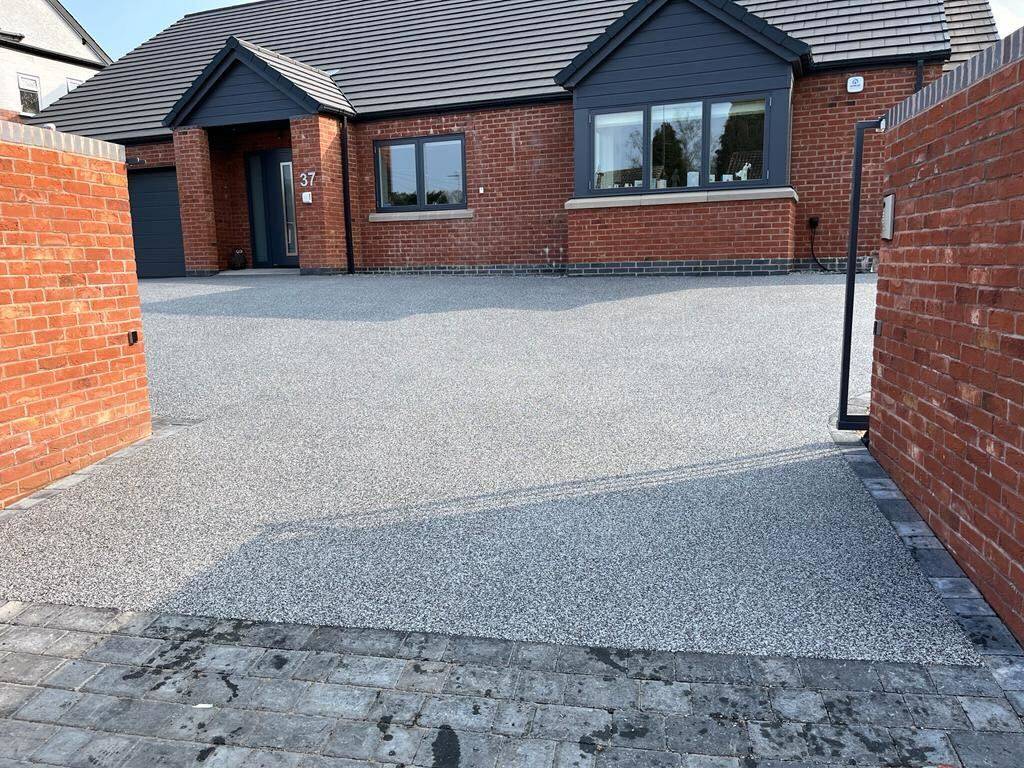 Domestic Driveway Vuba Resin Bound Surfacing Blue Lagoon NBS Source