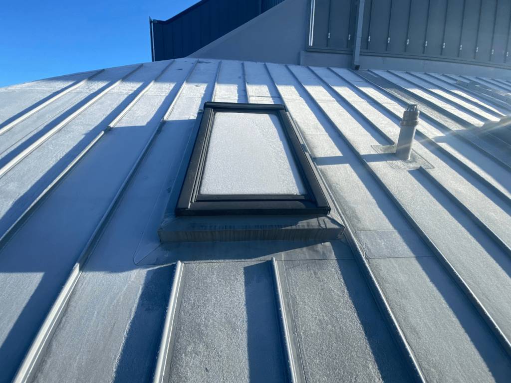 Fully Adhered Single Ply Cold Roof System - IKO Armourplan PSG - 20/25 Year Guarantee