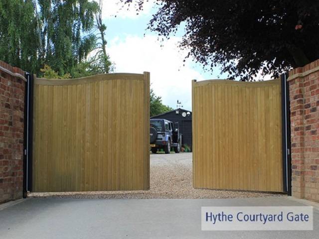 Standard Courtyard Gates