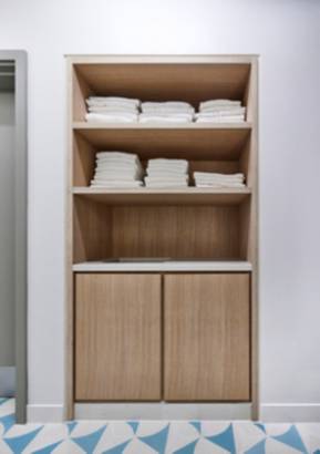 Oris Towel Station