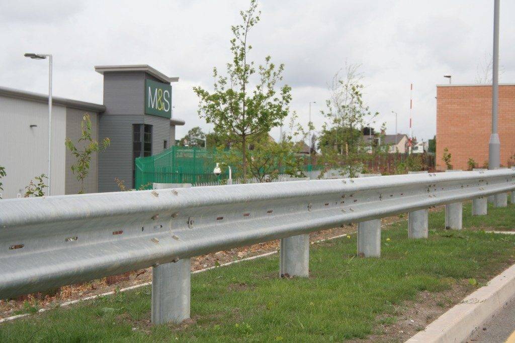 Armco Crash Barrier Off Highway - Crash Barrier 