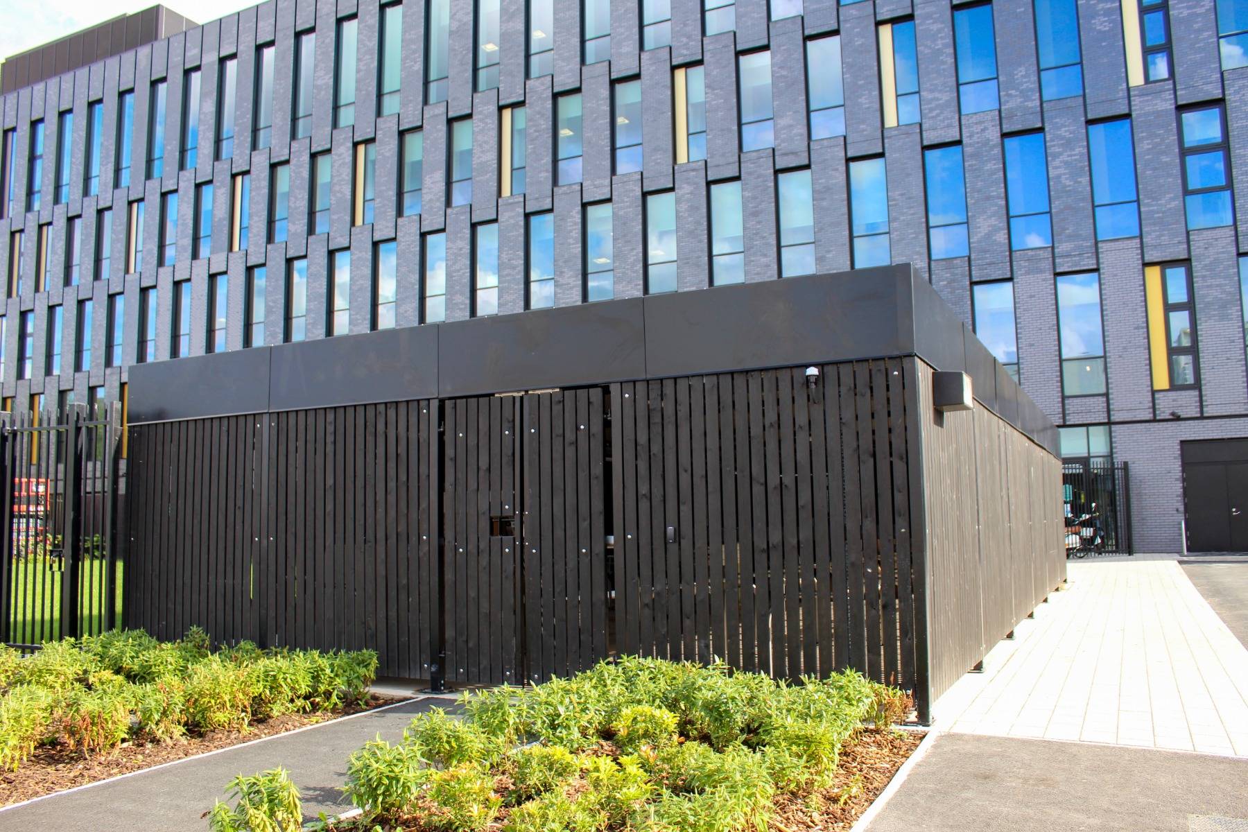 Deacon Shelter - Storage Shelter