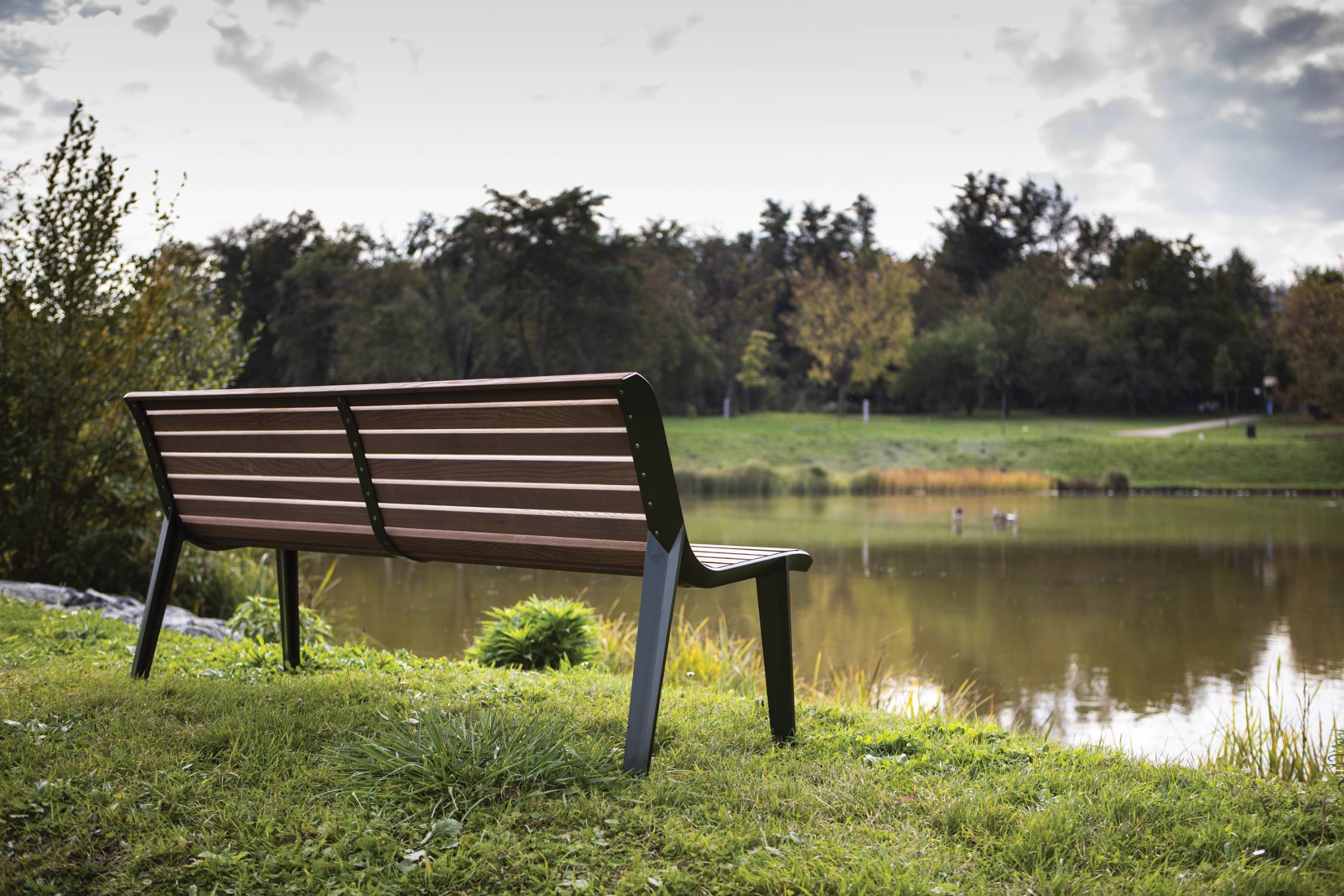 Emau Bench - Outdoor Benches