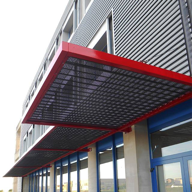 Corona And CoronaBrise Wall Cladding - Steel Large Profile Louvre Wall Cladding