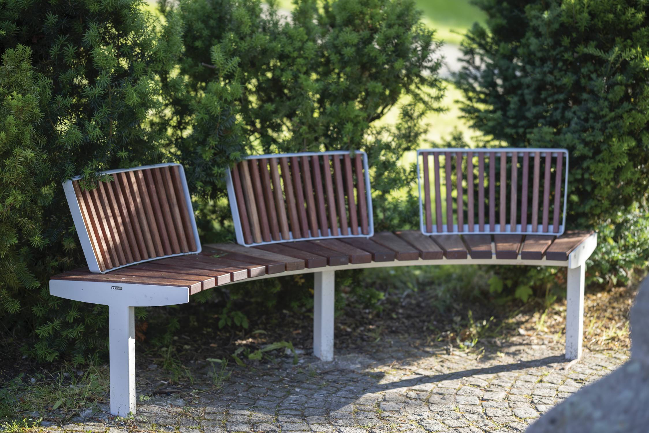 Vera Solo Bench - Outdoor Seating/ Benches