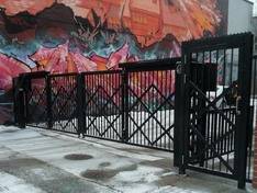 CSG 10604 Trackless Bi-Folding Security Gate - Security Gate