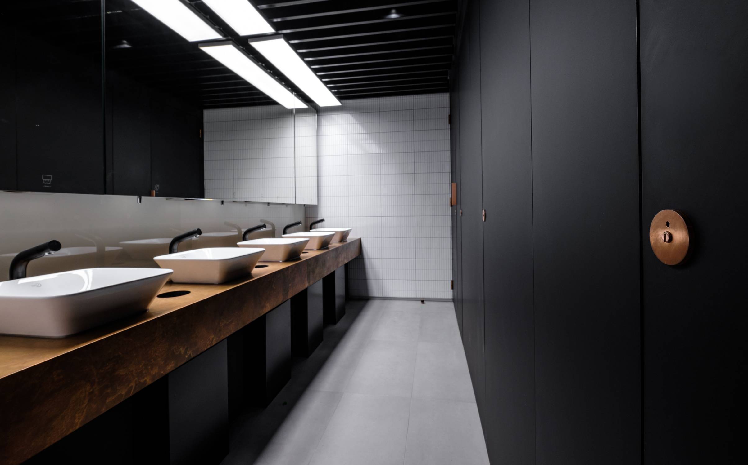 Alto FENIX Toilet Cubicles - WC Cubicle