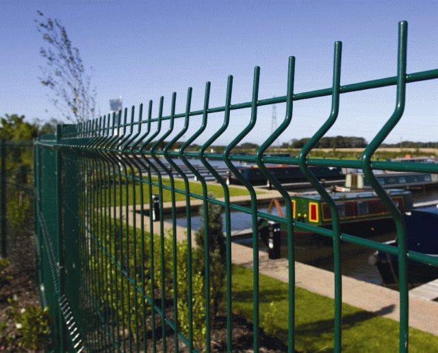 Exempla - Mesh fencing 