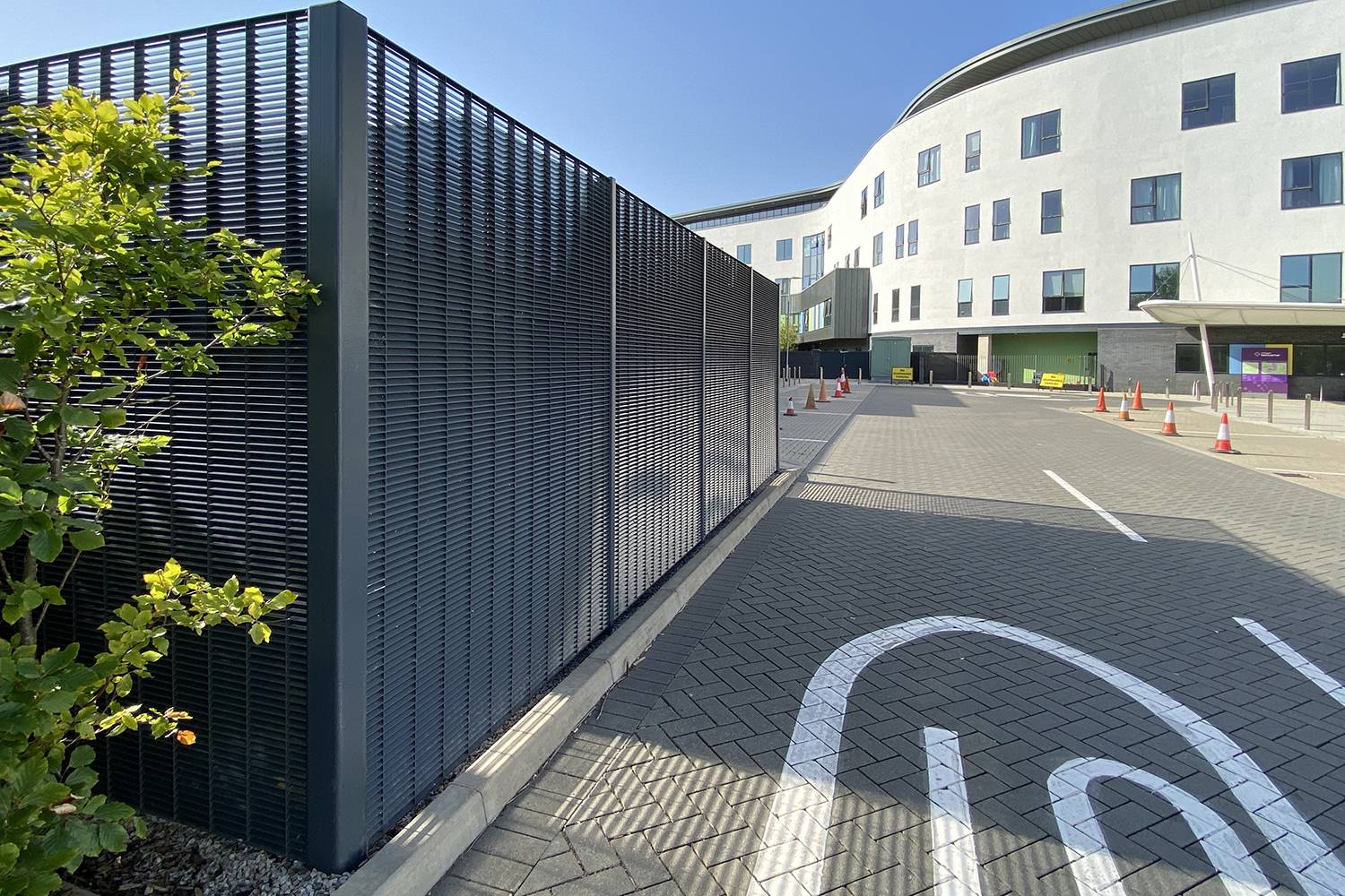 DeltaBox Fencing - Steel Louvre Privacy Barrier Fence