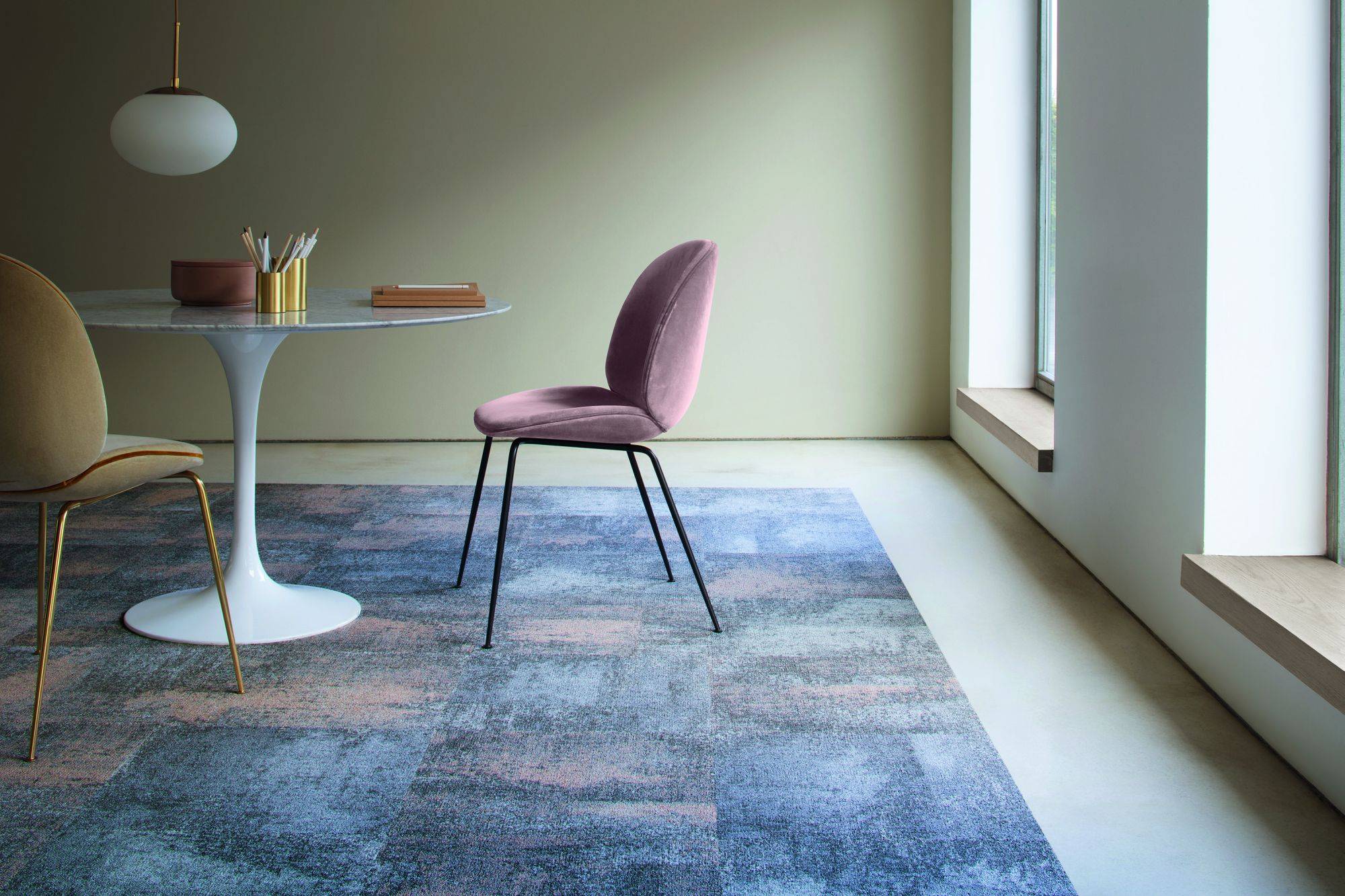 Comfortable Concrete 2.0 - Pile carpet tiles