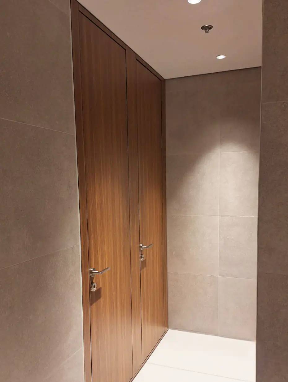 Manual Cubicles - Full Height WC Cubicles