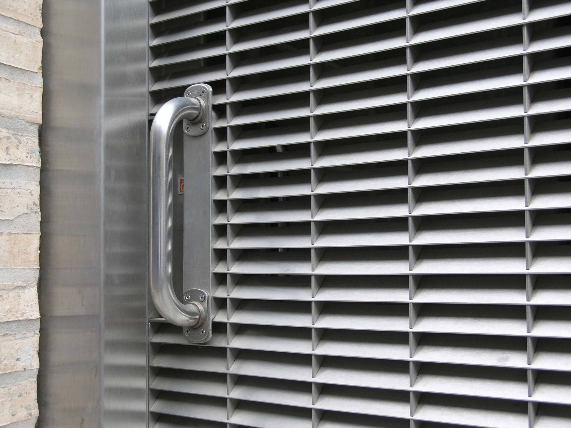 DeltaBox/SS Stainless Steel Louvre - Louvre protective privacy screen