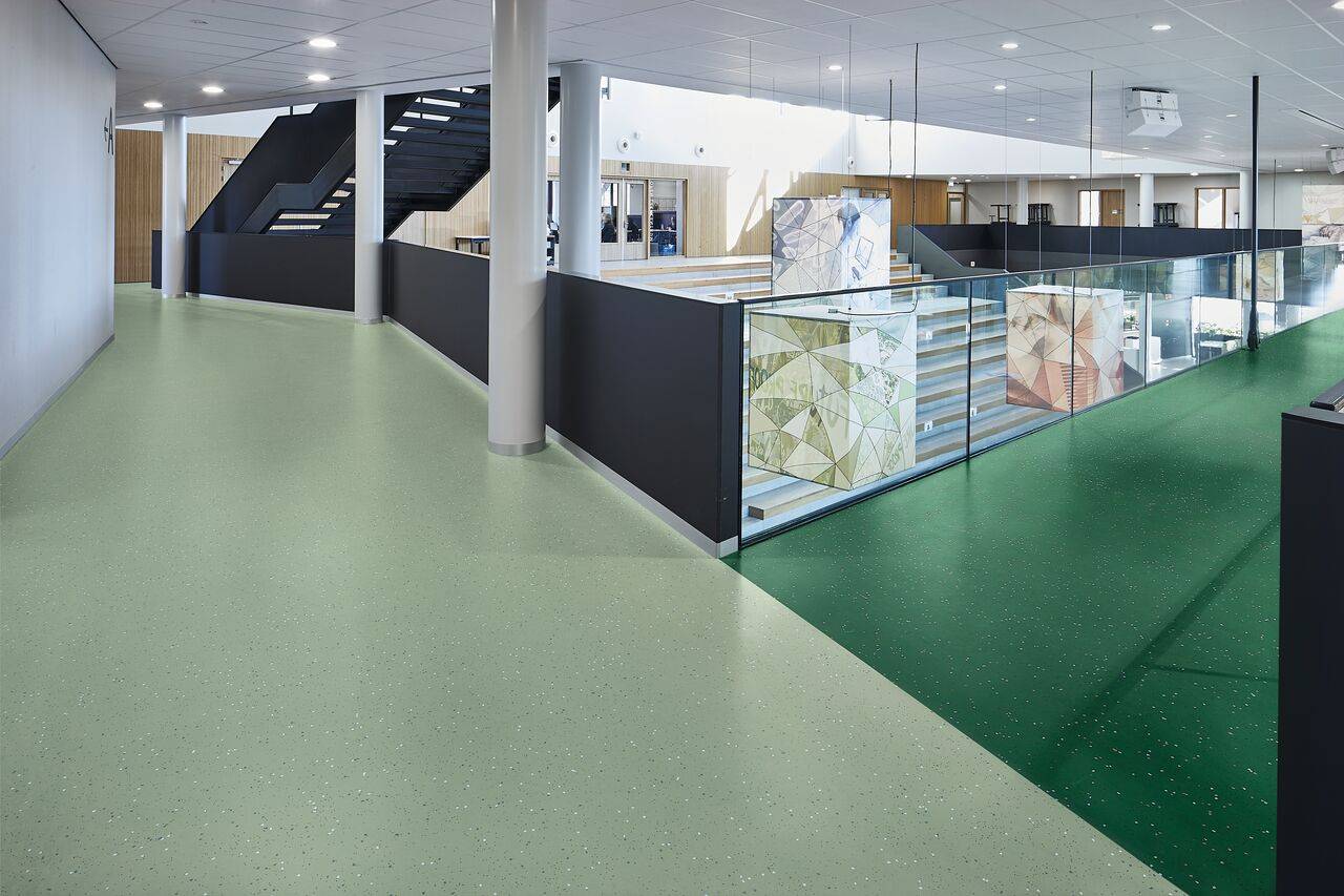 Sphera Energetic homogeneous vinyl - Sheet vinyl flooring