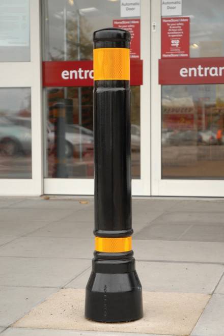 Polyurethane Lyndon Bollard