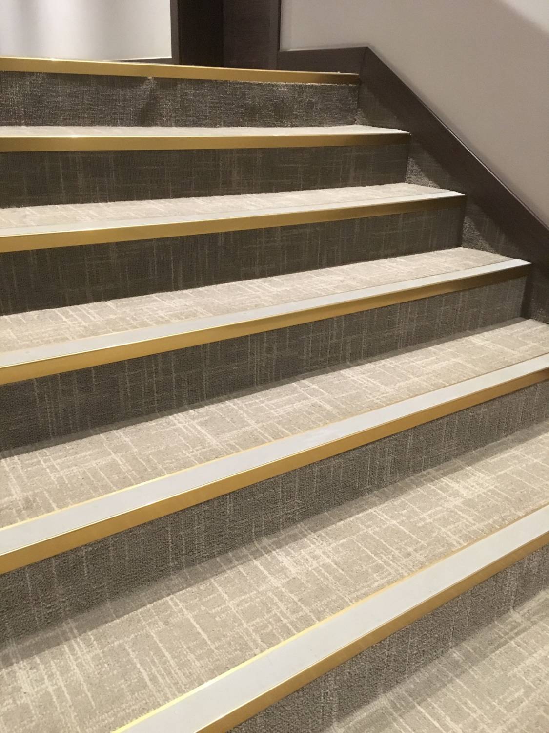  Stair Nosings Anodized Satin Gold Aluminium Stair Nosing - Stair Edgings